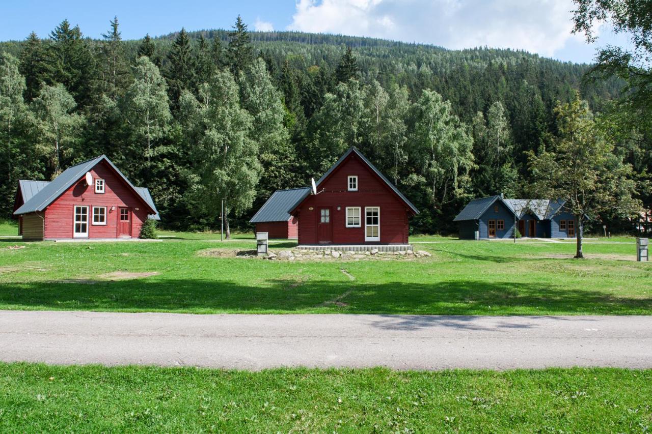 Chalets & Apartments - Base Camp Medvedin Špindlerŭv Mlýn Buitenkant foto