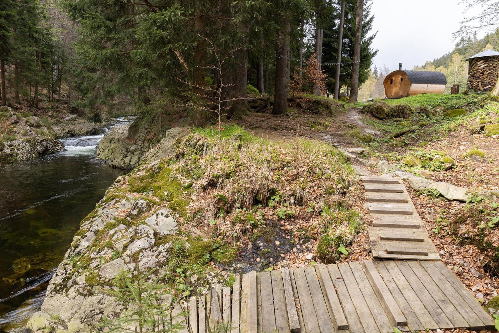 Chalets & Apartments - Base Camp Medvedin Špindlerŭv Mlýn Buitenkant foto